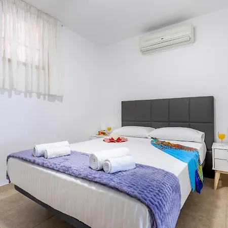 196 Parque Santiago 2, Big Terrace, Pool Side Apartamento