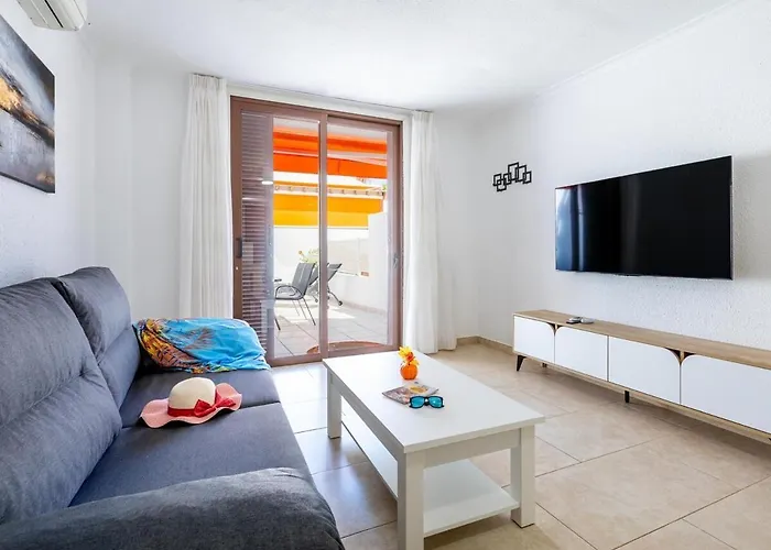 196 Parque Santiago 2, Big Terrace, Pool Side * Playa de las Americas (Tenerife)