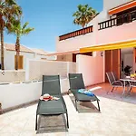 196 Parque Santiago 2, Big Terrace, Pool Side Playa de las Americas (Tenerife)