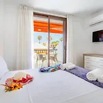 196 Parque Santiago 2, Big Terrace, Pool Side Apartamento Playa de las Americas (Tenerife)