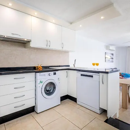 Апартаменты 196 Parque Santiago 2, Big Terrace, Pool Side Плая-де-лас-Америкас