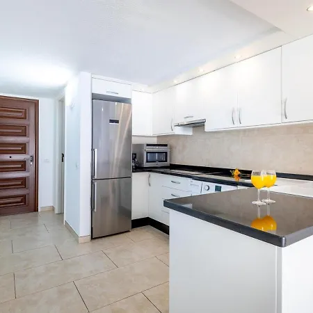 Апартаменты 196 Parque Santiago 2, Big Terrace, Pool Side Плая-де-лас-Америкас